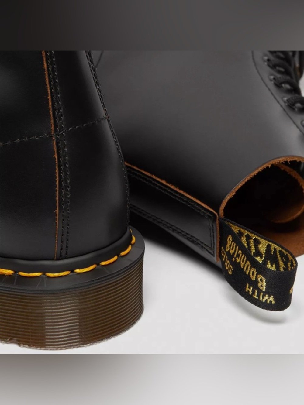 Brand new Dr. Marten’s 1460 vintage made in England black leather lace up boots - Picture 5 of 5